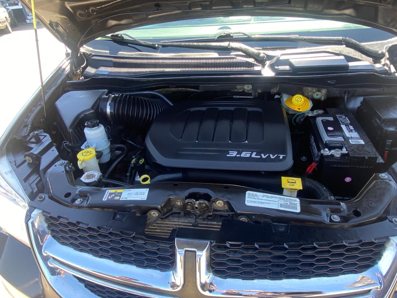 2016 /BLK Dodge Grand Caravan (2C4RDGBG8GR) with an V6, FLEX FUEL, 3.6 LITER engine, AUTOMATIC 6-SPD transmission, located at 44356 Date Ave., Lancaster, CA, 93534, (661) 945-6555, 34.688919, -118.139374 - Photo #7